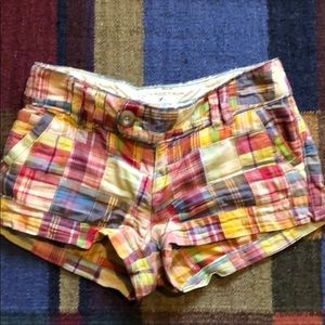 American Eagle shorts. Y